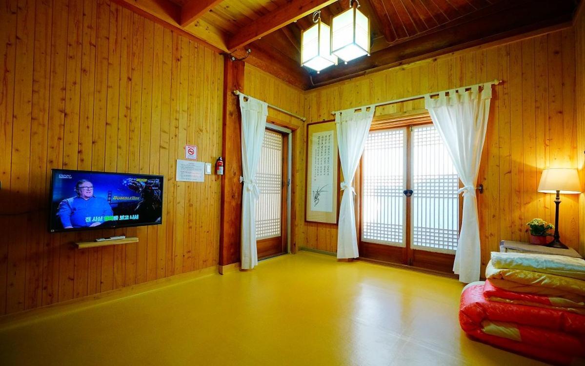 Full Of Love Guesthouse Jeonju Exterior foto